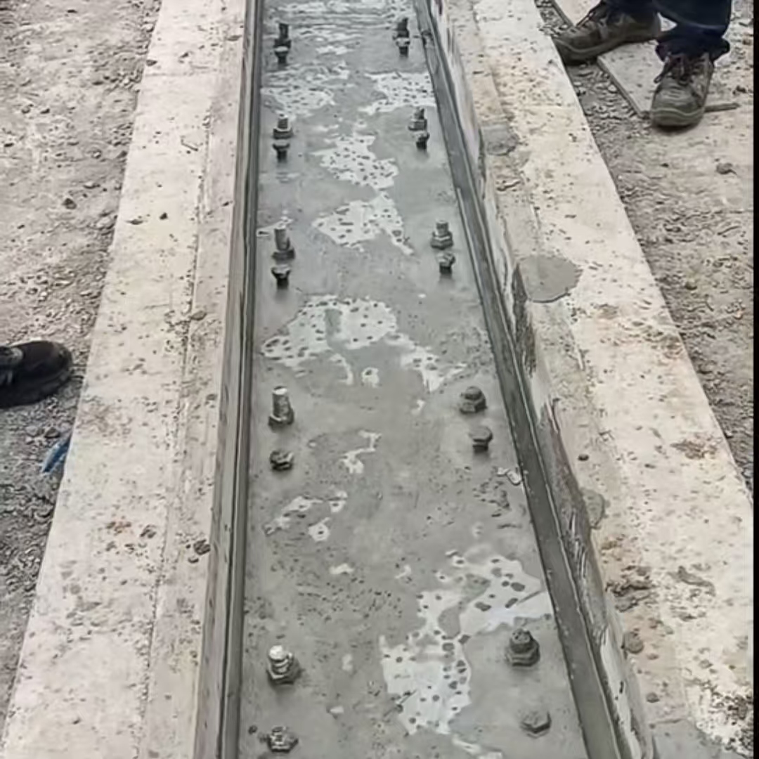 永州港口码头起重机龙门吊重型机械设备稳固用早强快凝轨道胶泥